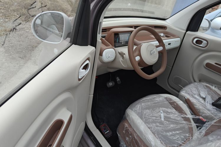 奔腾小马 2026款 222km 萌趣马 Plus中控内饰20