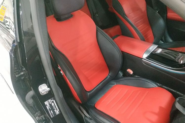 奔驰C级AMG 2024款 改款 AMG C 43 4MATIC局部细节41