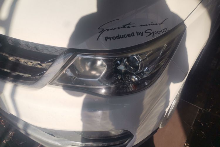 宝骏730 2016款 1.5L 手动豪华型 7座局部细节36