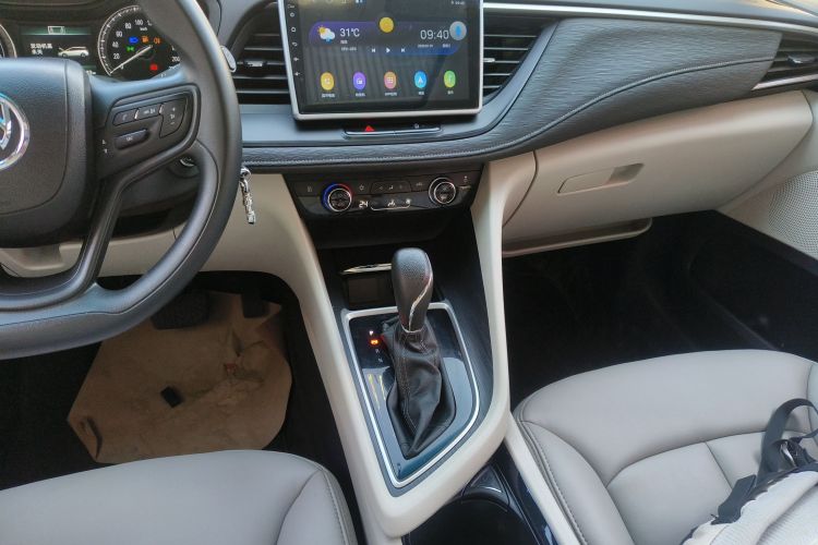 别克GL6 2018款 18T 6座精英型中控内饰16