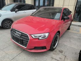 奥迪A3 2018款 30周年年型 Sportback 35 TFSI 进取型
