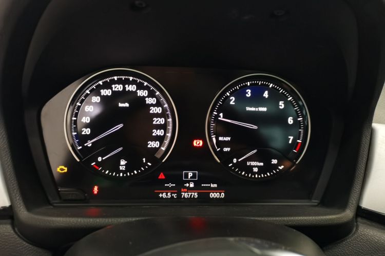 宝马X1 2019款 sDrive18Li 时尚型中控内饰14