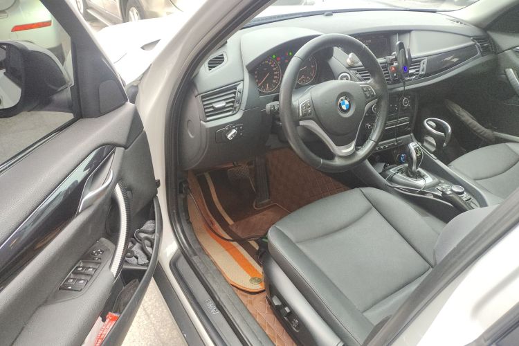 宝马X1 2015款 sDrive18i 领先晋级版中控内饰20