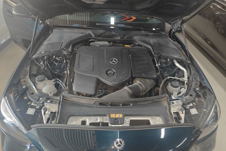 奔驰C级 2022款 C 200 L 运动版局部细节24