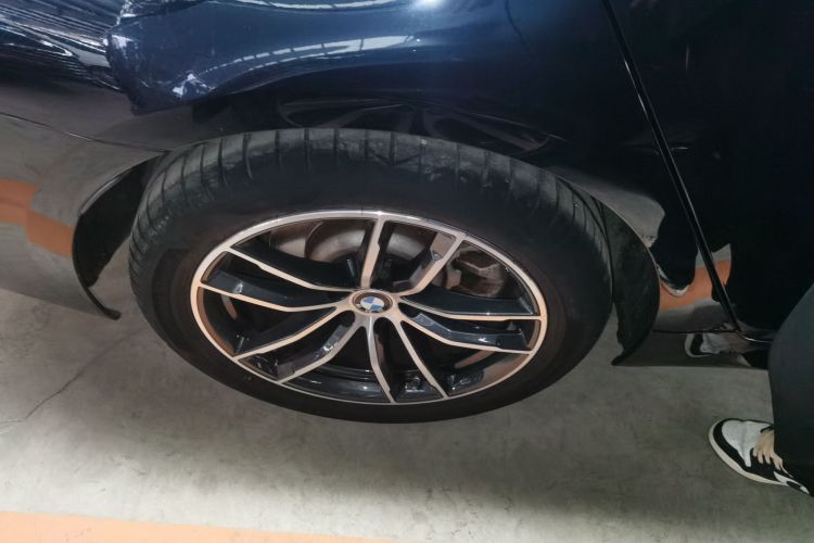 宝马5系(进口) 2022款 改款二 525i M运动套装车身外观56