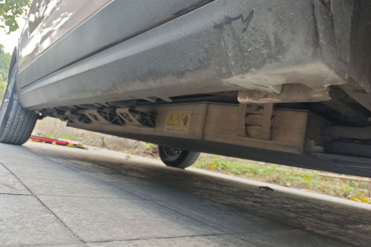 零跑汽车 零跑T03 2021款 400豪华版局部细节9001