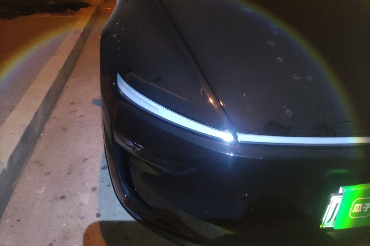 特斯拉 Model Y 2025款 改款 长续航全轮驱动版车身外观8