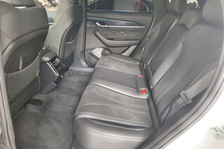 吉利汽车 星越L 2024款 2.0TD 高功自动两驱天际版中控内饰7004