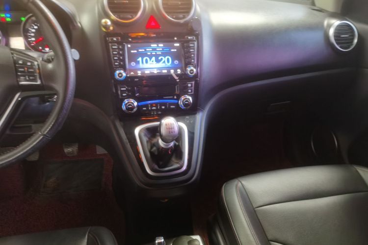 哈弗H6 2016款 升级版 1.5T 手动两驱精英型中控内饰18