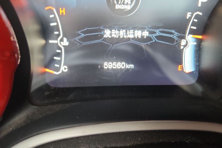 Jeep 指南者 2017款 200T 自动家享版中控内饰15