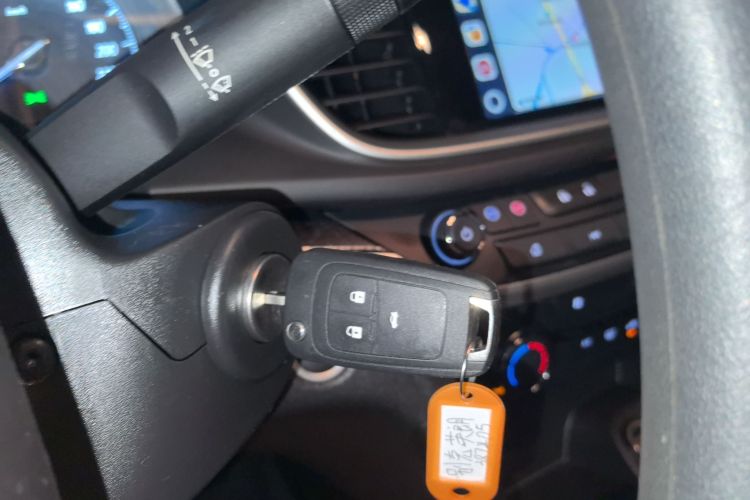 别克 英朗 2021款 改款 典范 1.5L 自动精英型中控内饰11