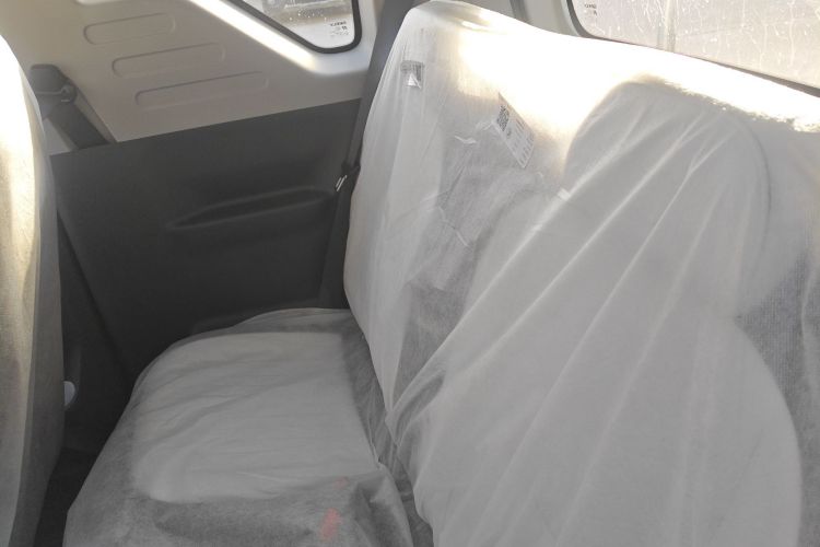 吉利银河 熊猫 2025款 210km 元气熊中控内饰21