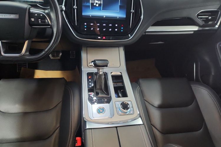 捷途X70 2020款 1.5T DCT悦行版 7座中控内饰18