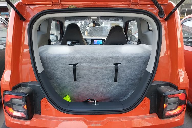 吉利银河 2025款 210km 熊猫骑士机舱底盘23