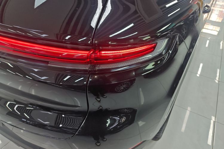 保时捷 2024款 Cayenne 3.0T车身外观9