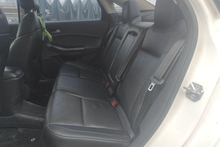 福特 福睿斯 2015款 1.5L 自动时尚型中控内饰7004