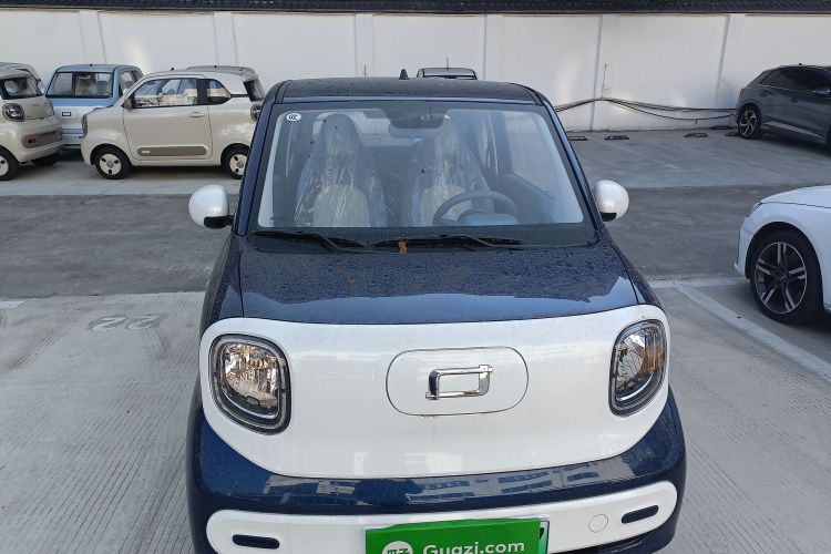 奔腾小马 2025款 222km 闪电马车身外观2