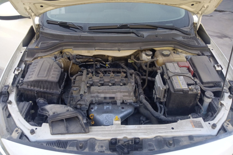 雪佛兰 科沃兹 2019款 320 自动欣享天窗版机舱底盘24