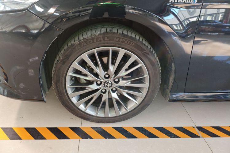 丰田 凯美瑞 2018款 双擎 2.5HG 豪华版车身外观6007