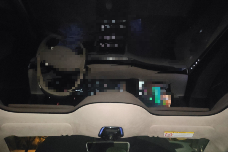 智己汽车 智己L7 2022款 Dynamic中控内饰22