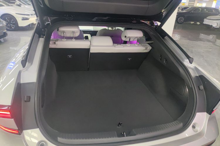 小鹏P7+ 2024款 长续航 Max机舱底盘23