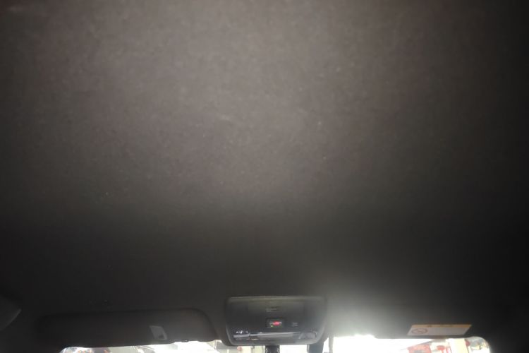 雷克萨斯UX 2020款 260h 探·酷版中控内饰22