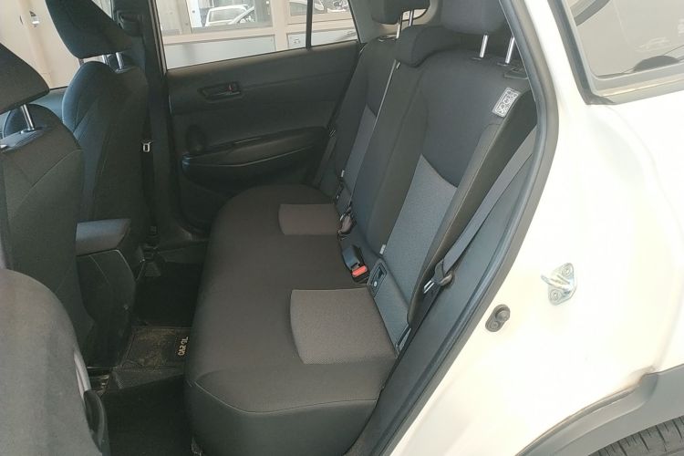 丰田 锋兰达 2022款 2.0L CVT精英版中控内饰21