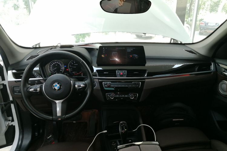 宝马X1 2022款 sDrive25Li 领先型中控内饰7002