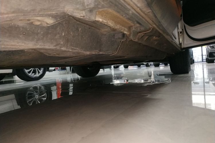 奥迪Q5 2016款 40 TFSI 技术型局部细节9001