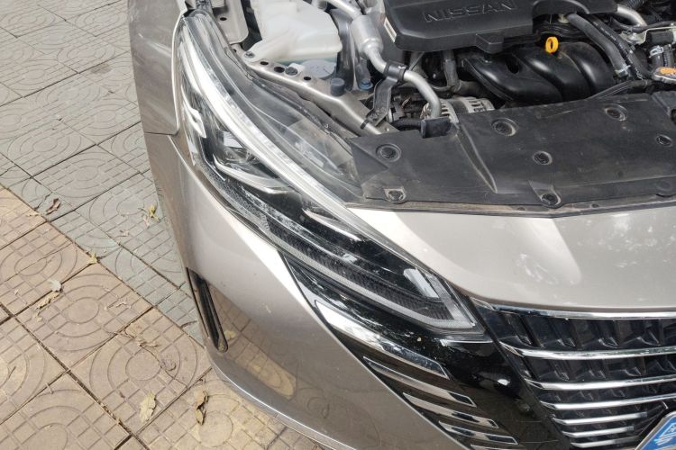 日产 天籁 2022款 2.0L XL-TLS 悦享版车身外观8