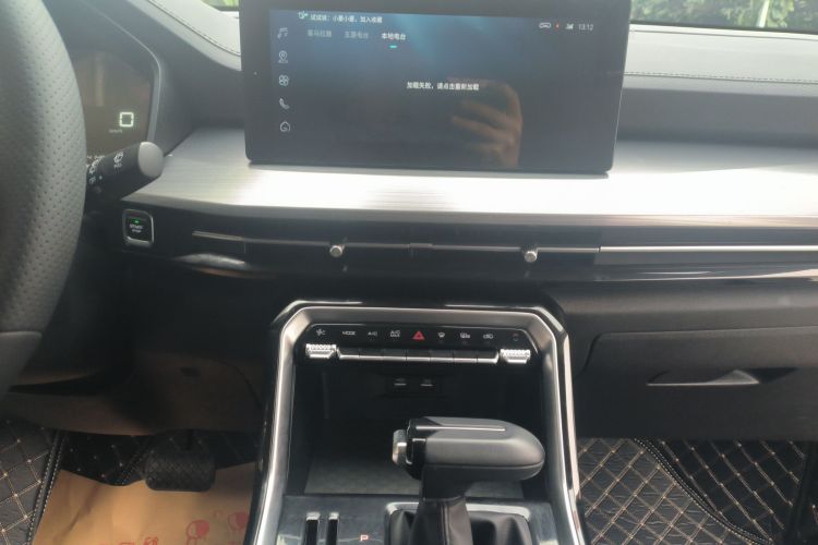 五菱汽车 五菱星辰 2021款 1.5T CVT星辉版中控内饰16