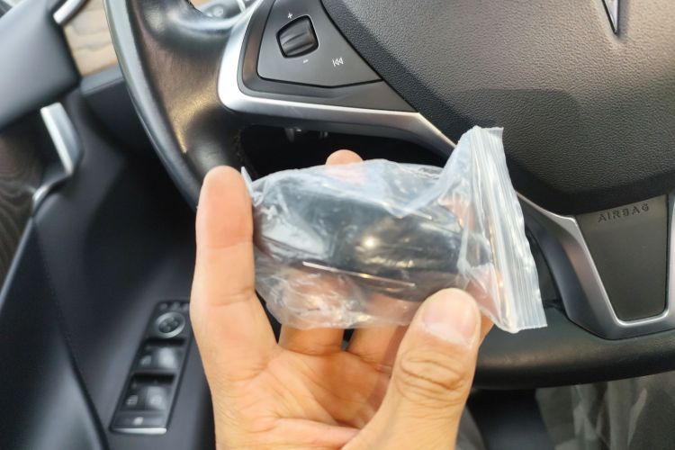 特斯拉 2016款 Model X 75D中控内饰11