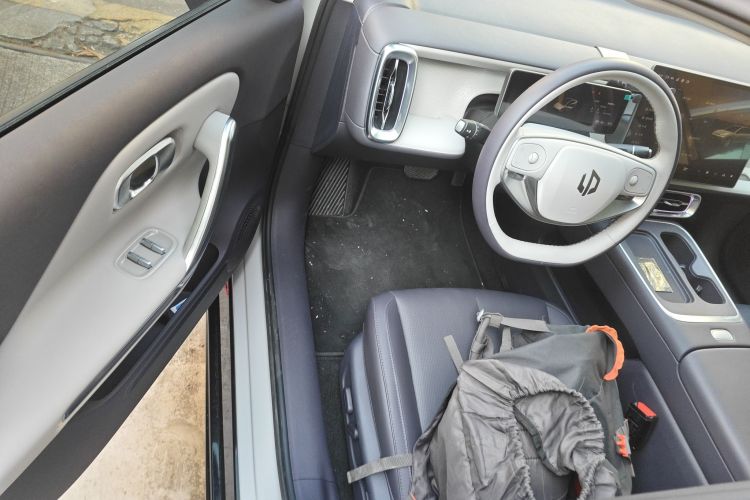 零跑汽车 零跑B01 2025款 650悦享版中控内饰7003