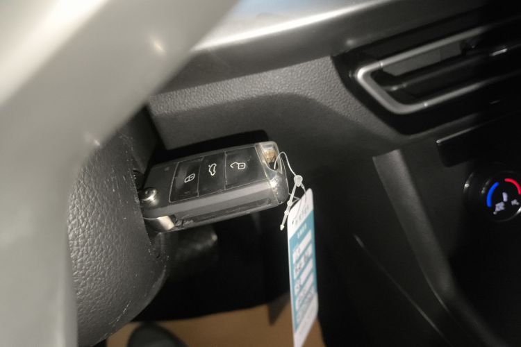 大众 朗逸 2023款 改款 1.5L 自动得逸版中控内饰11