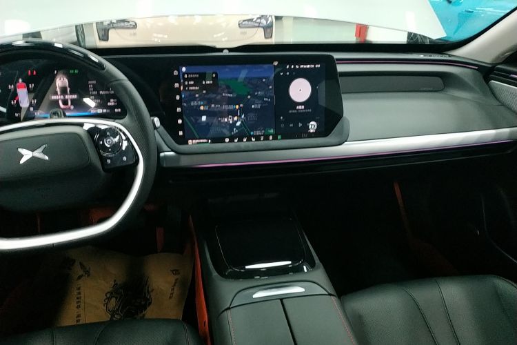 小鹏P7 2023款 480E中控内饰16