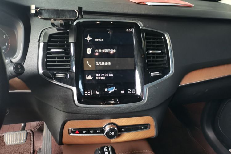 沃尔沃XC90 2020款 改款 T6 智逸豪华版 7座中控内饰16