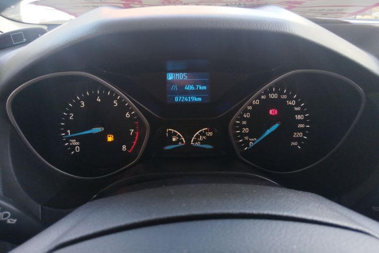 福特 福克斯 2015款 两厢 1.6L 自动舒适型中控内饰14