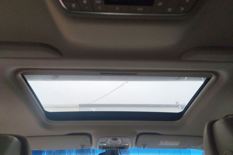 别克GL8 2023款 ES陆尊 豪华型和悦版局部细节22