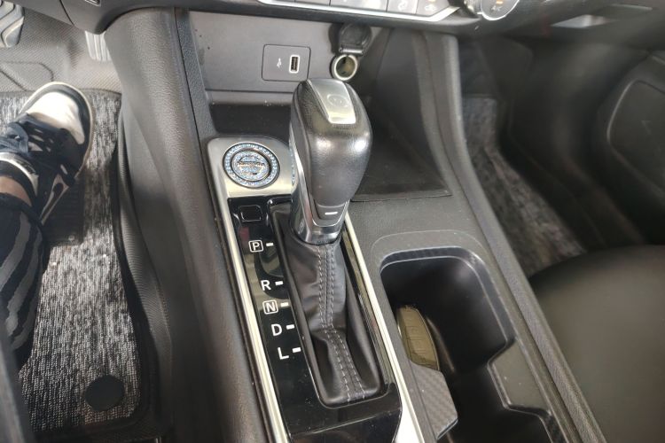 日产 轩逸 2022款 1.6L XL CVT悦享版局部细节18