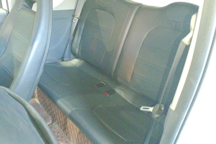 五菱汽车 宏光MINIEV 2022款 马卡龙时尚款 三元锂中控内饰7004