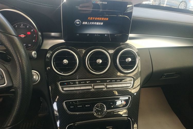 奔驰C级 2017款 改款 C 200 L 运动版局部细节16