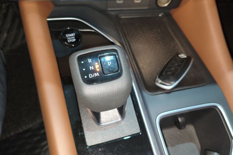 日产 探陆 2024款 380VC-TURBO 四驱智驾版 6座中控内饰18