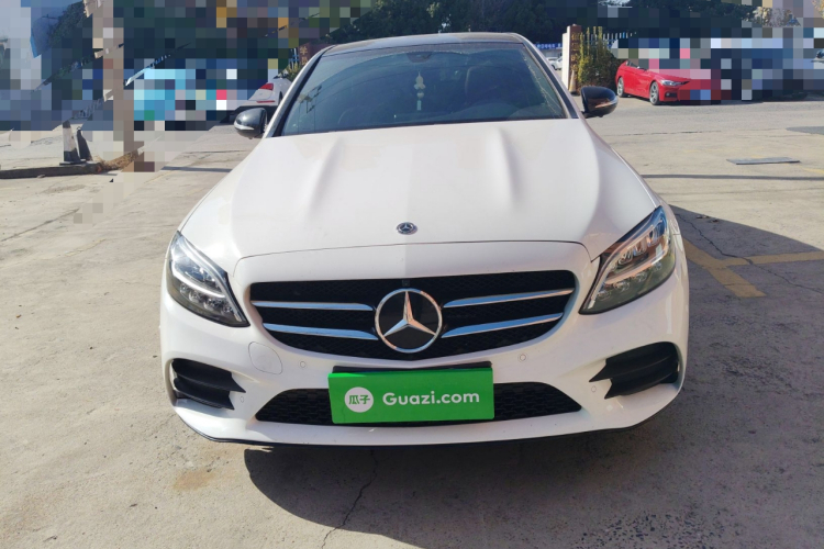 奔驰C级 2019款 C 260 运动版 4MATIC车身外观2