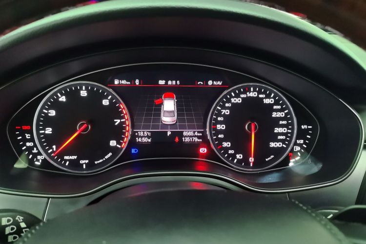 奥迪A6L 2018款 30周年年型 50 TFSI quattro 尊享型中控内饰14