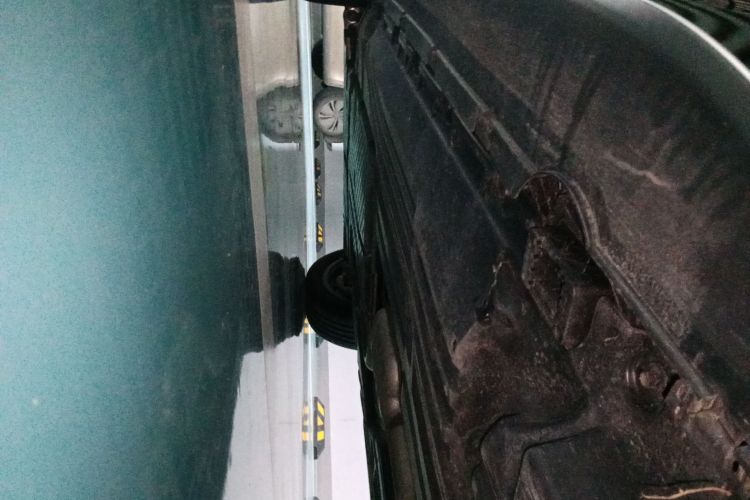 奔驰GLC 2024款 GLC 300 L 4MATIC 动感型 5座局部细节9003