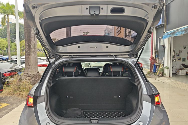 比亚迪 海豚 2021款 405km 自由版机舱底盘23