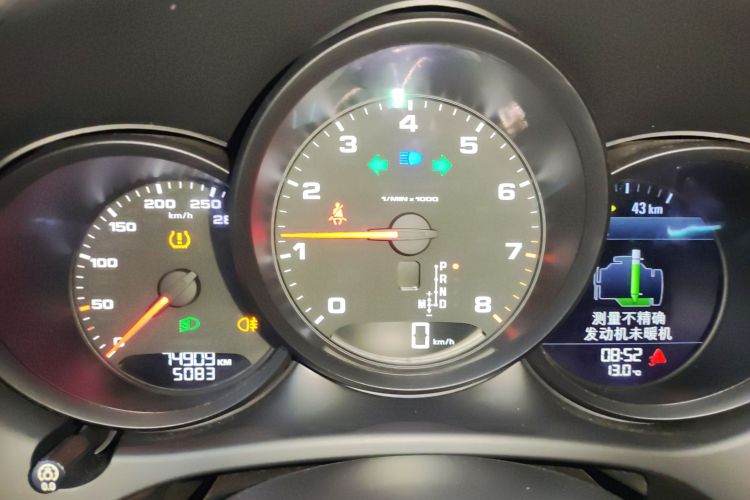 保时捷 2018款 Macan 2.0T中控内饰14