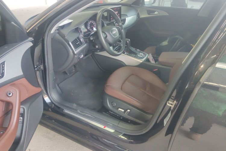 奥迪A6L 2018款 35 TFSI 典藏版中控内饰20