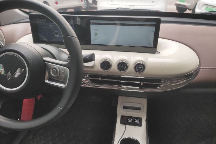 五菱汽车 五菱缤果 2024款 333km 悦享款中控内饰16