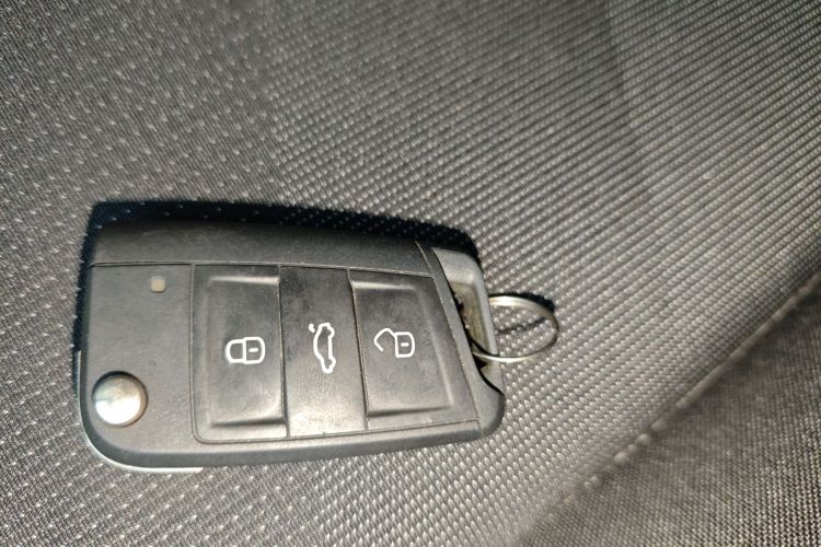 大众 Polo 2019款 Plus 1.5L 自动全景乐享版中控内饰7001